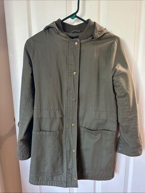 Forever 21 Women's Olive Green Hooded Field Jacket
